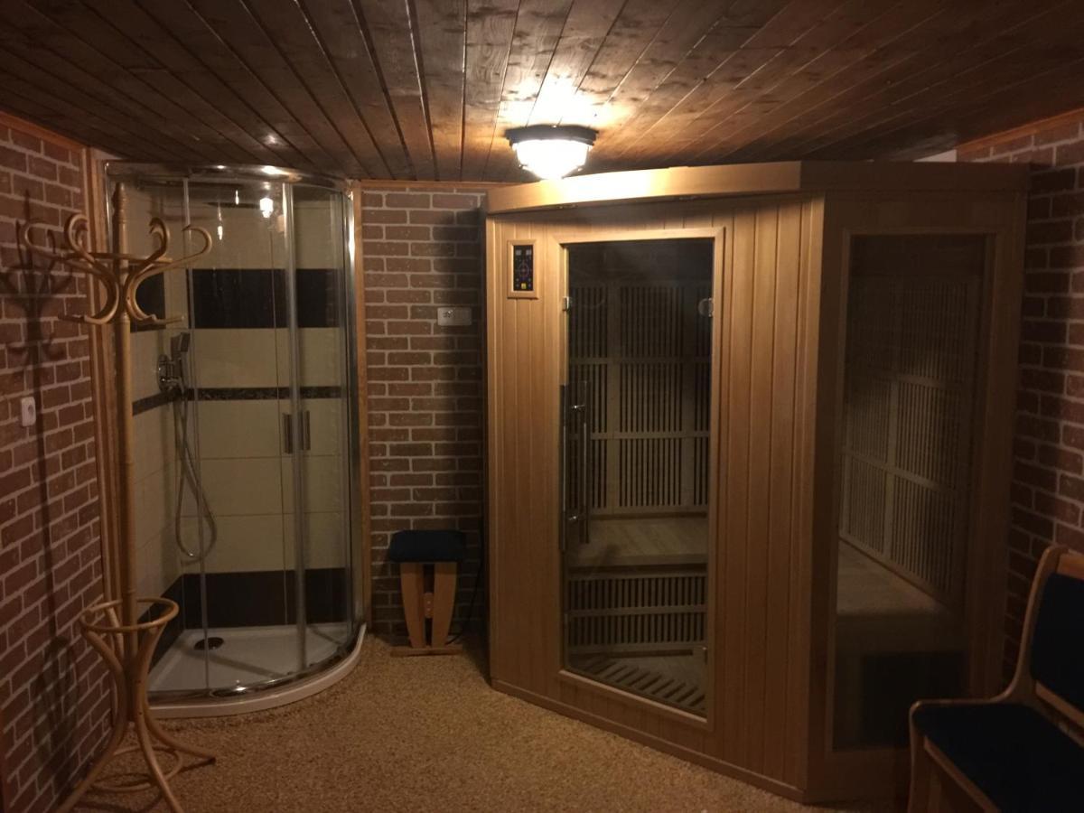 Pod Lesem Villa Cenkovice Ngoại thất bức ảnh